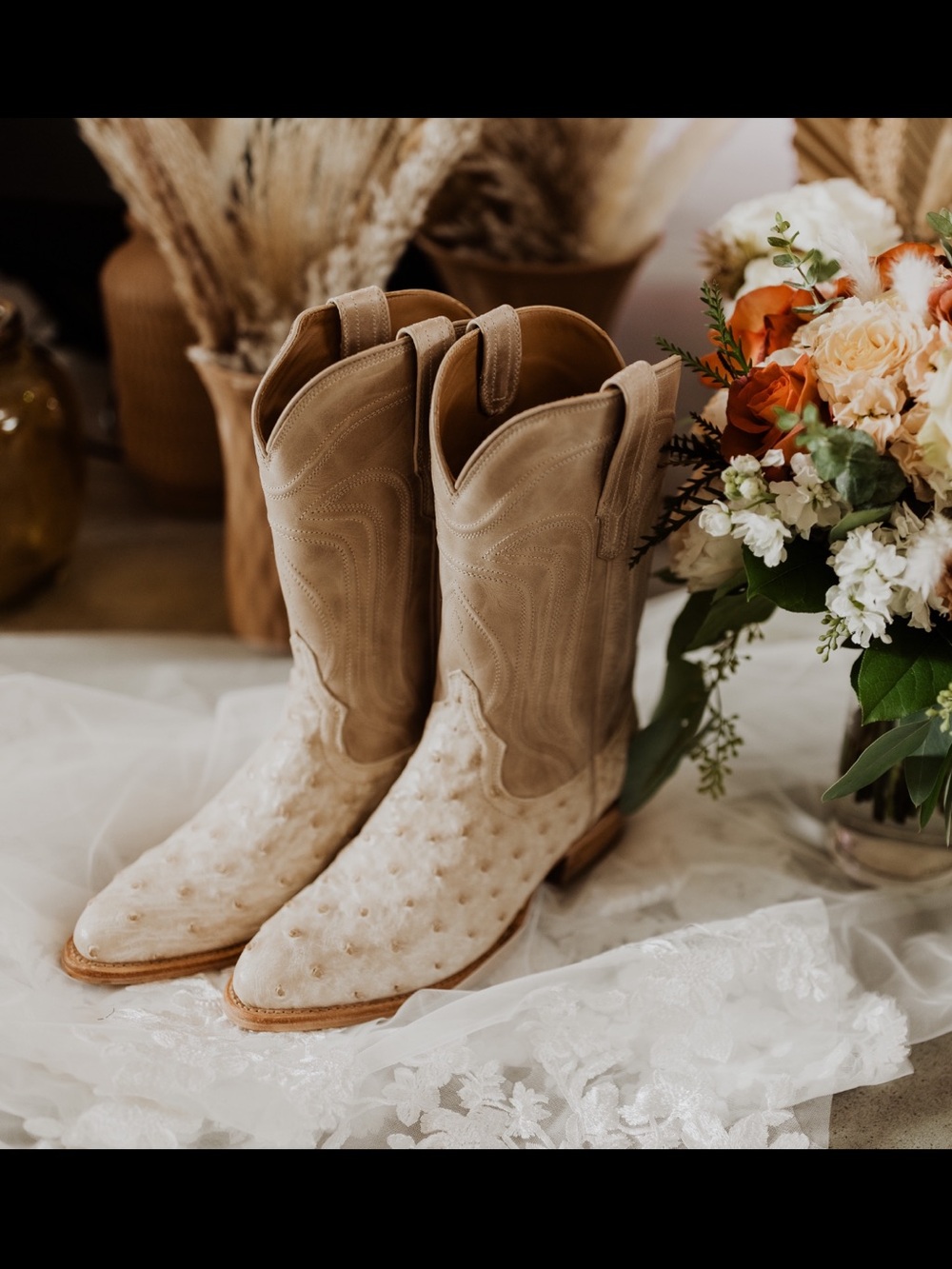 Tecovas Pearl “Jessie” Limited Edition Ostrich Leather Western Cowboy Boots 9 - Picture 3 of 3
